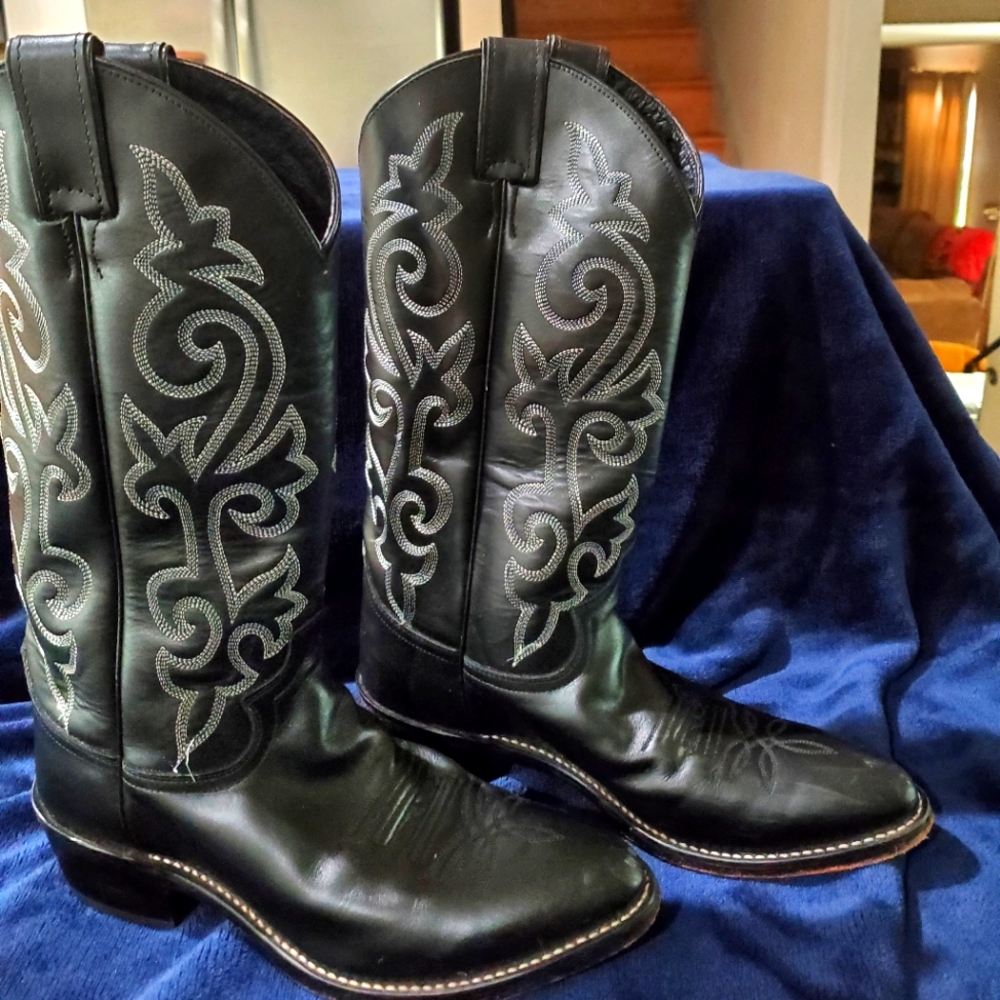 Black Buck Western Boots